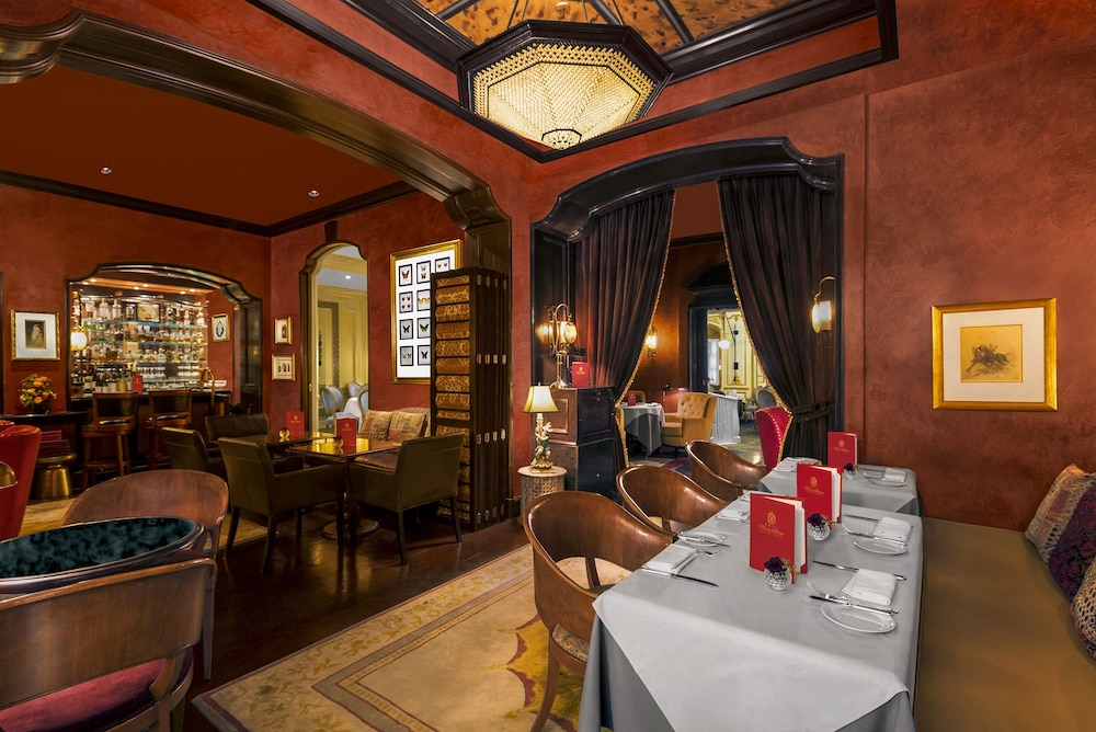 Hotel Plaza Athenee - photo 42