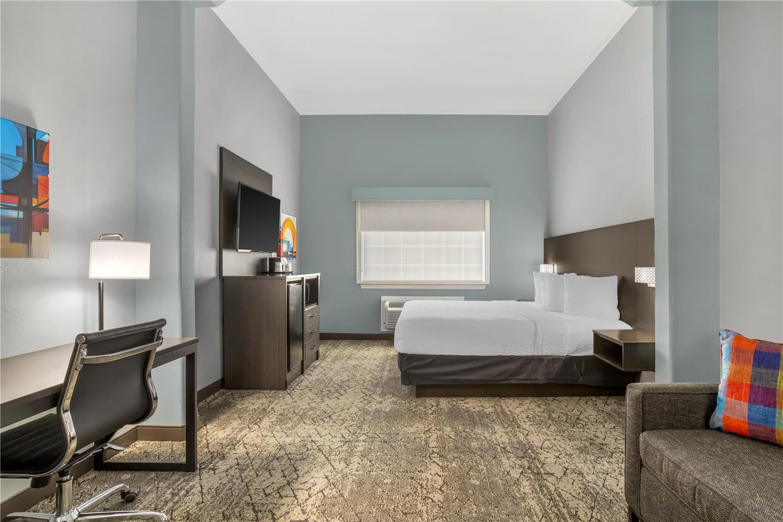 Best Western Plus New Caney Inn & Suites - photo 28