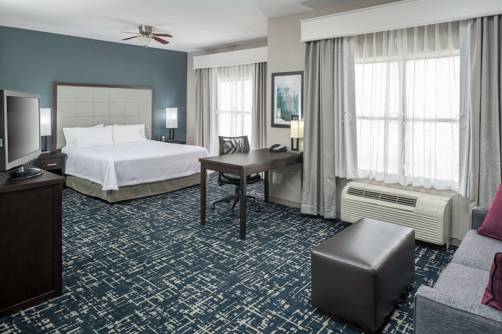 Homewood Suites by Hilton Cedar Rapids North - photo 7