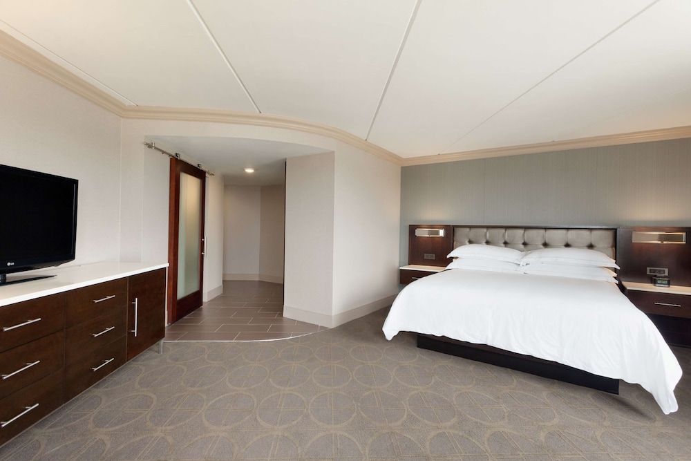 Hilton Philadelphia City Avenue - photo 18