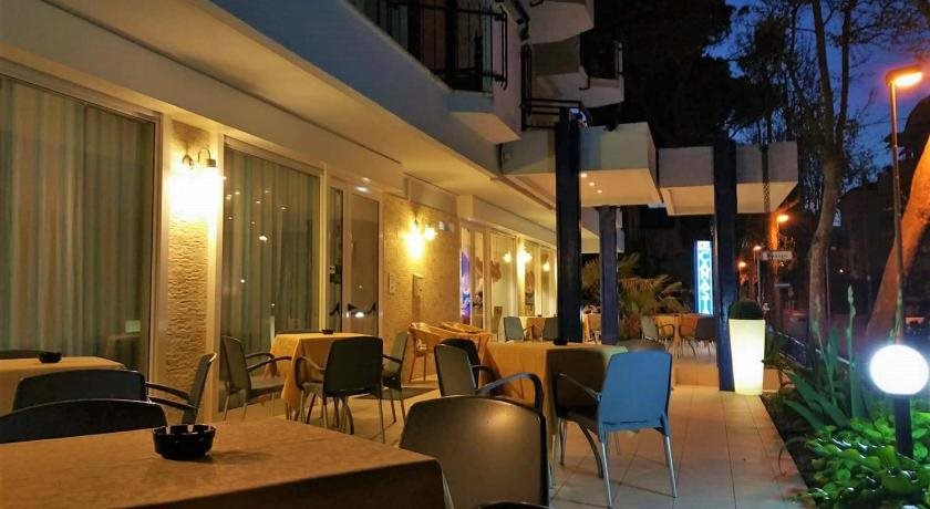 Canasta - last minute hotel in Riccione