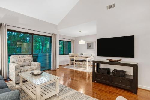 2352 Racquet Club at The Sea Pines Resort - photo 15