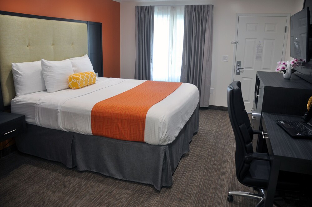 Pavilion Inn San Jose - photo 12