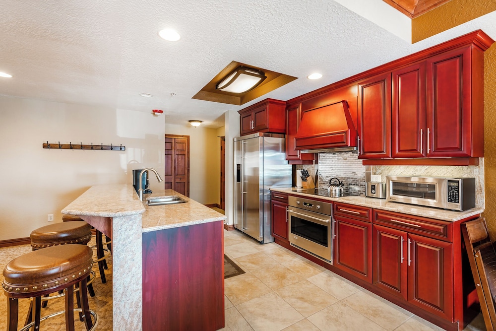Condos at Canyons Resort by White Pines - photo 36