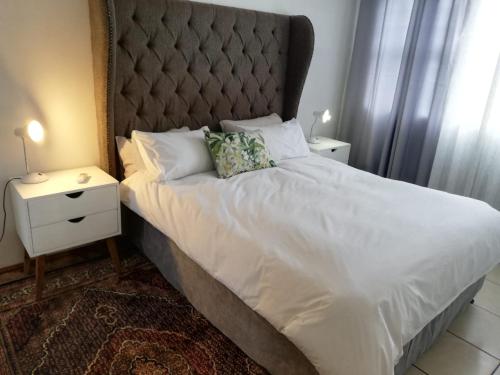 Rondebosch East Garlandale STRICTLY HALAAL fresh garden cottage