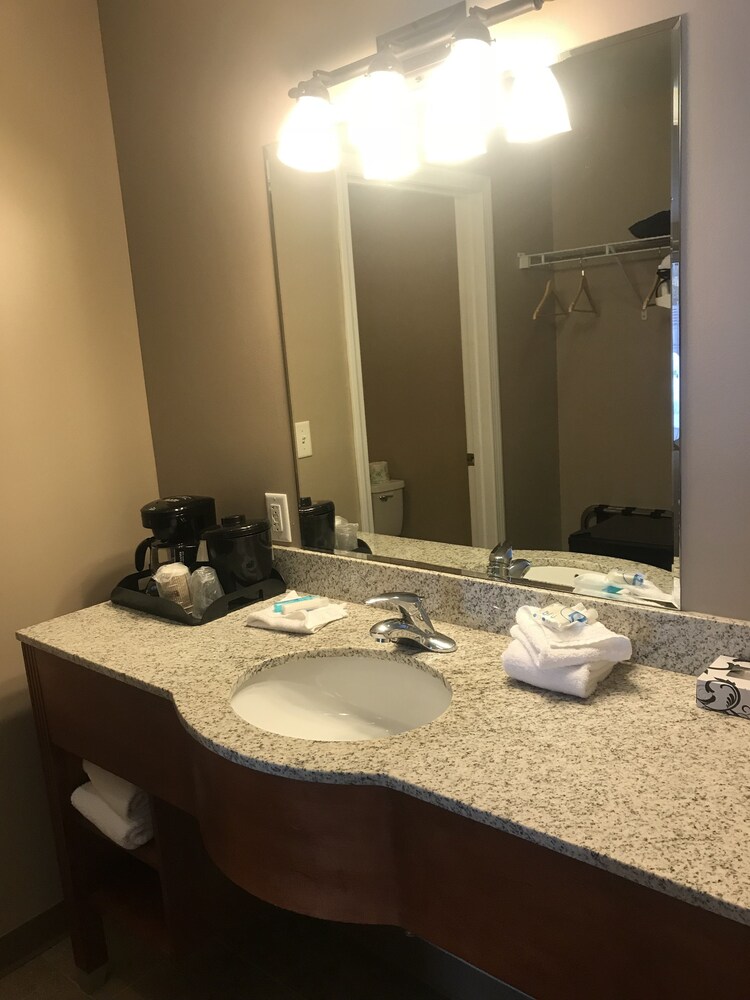 The Admiral's Inn Resort - photo 36