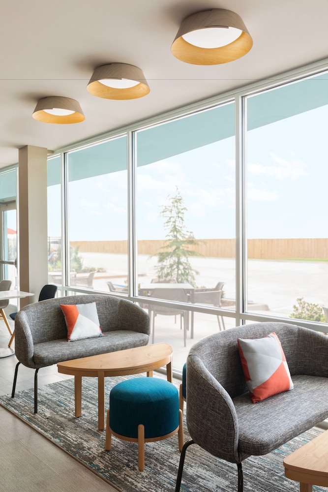Avid Hotels Oklahoma City Quail Springs an IHG Hotel - photo 2