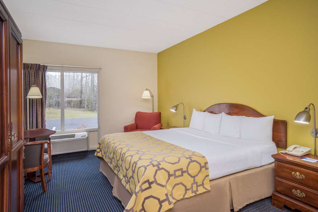 Baymont by Wyndham Warrenton - photo 8
