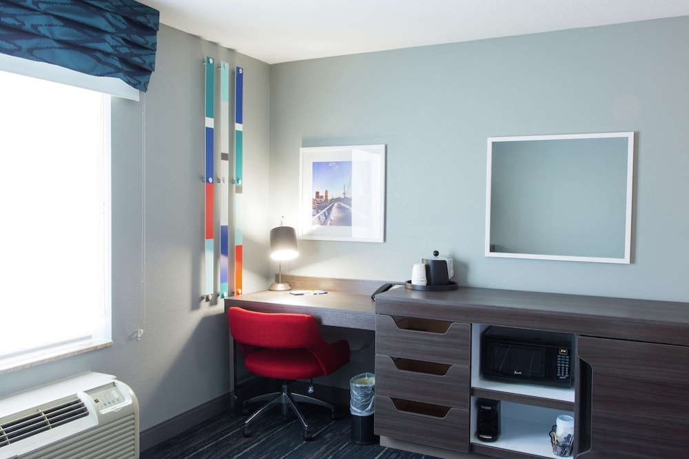 Hampton Inn & Suites Ankeny - photo 20