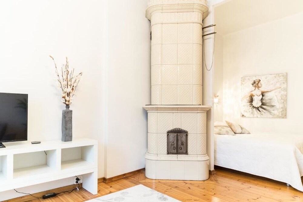 Go Happy Home Apartment Simonkatu 10 — 4-Star Luxury Hotel in Helsinki, Finland