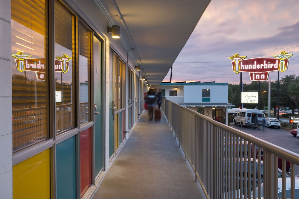 Thunderbird Inn - photo 31