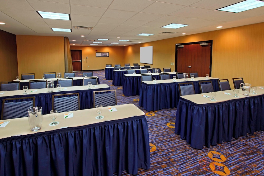 Courtyard by Marriott Rockaway Mount Arlington - photo 43