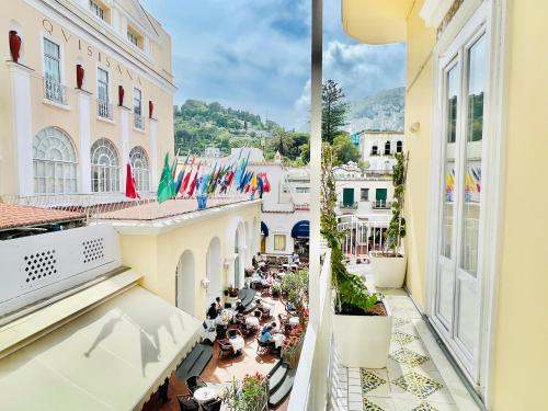 Camerelle 7 Domus Letteraria — 4-Star Luxury Hotel in Capri, Italy
