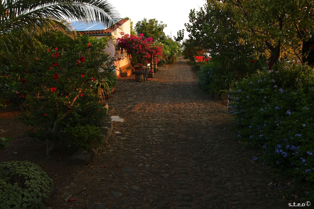 Agriturismo Hibiscus 5126896 — Ustica