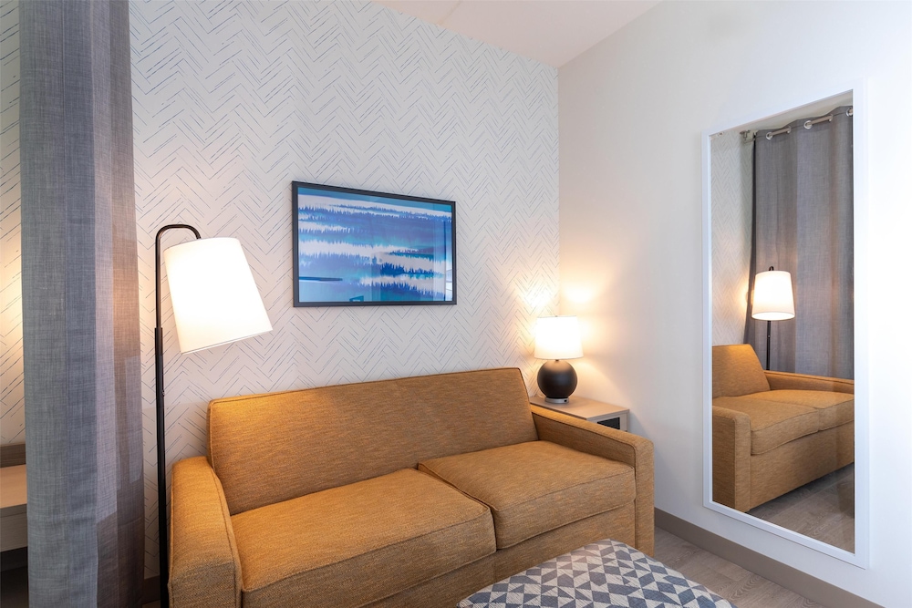 Home2 Suites by Hilton Smithfield Selma - photo 29