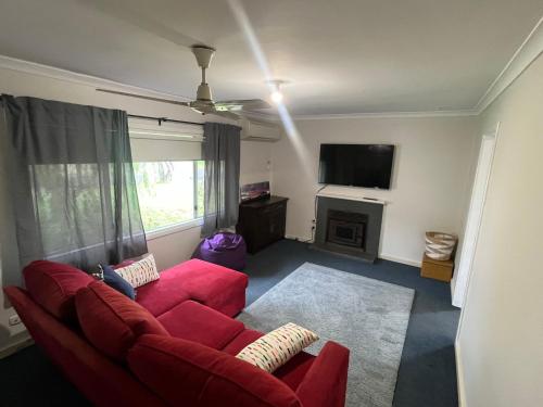 Family Beachside Shack — hotel in Geographe