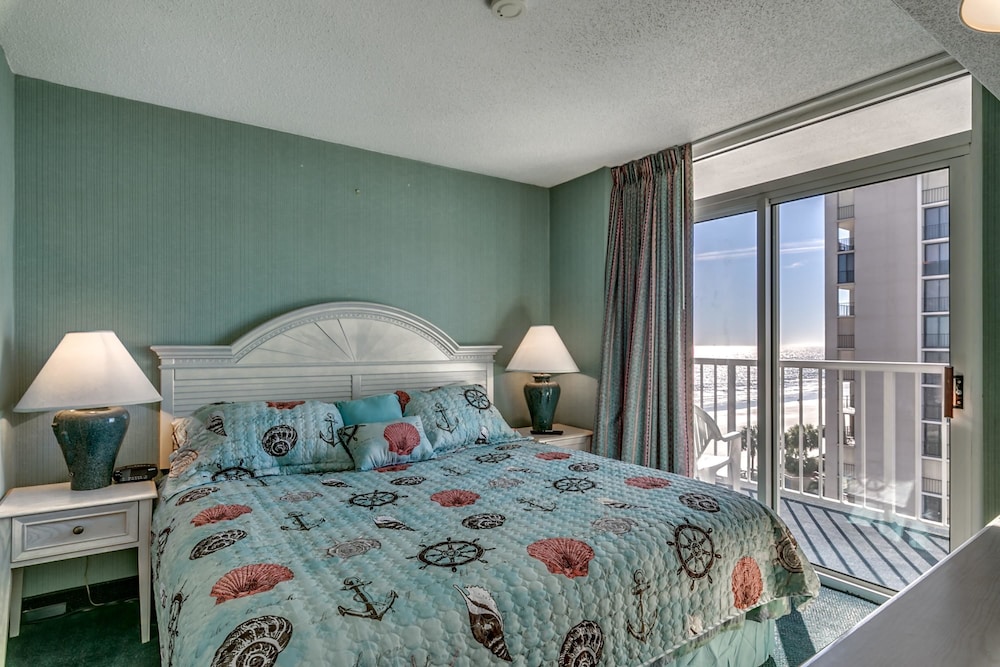 Sea Watch Resort by Condo World - photo 3