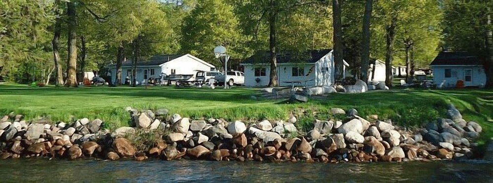 Red Door Resort & Motel - photo 4