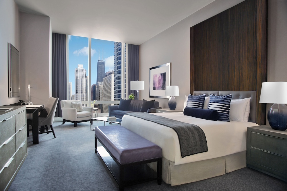 Trump International Hotel & Tower Chicago - photo 26