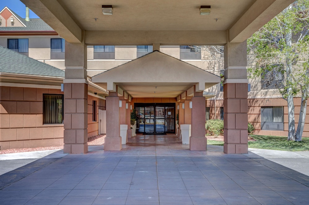 Holiday Inn Express & Suites Montrose Black Canyon Area by IHG - photo 44