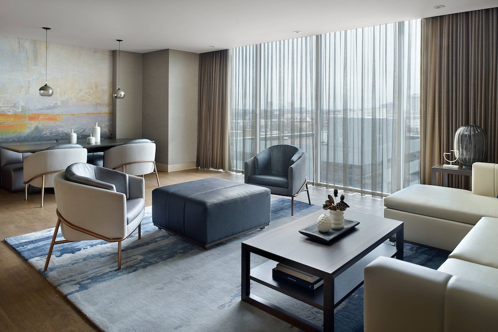 Lexington Marriott City Center - photo 10