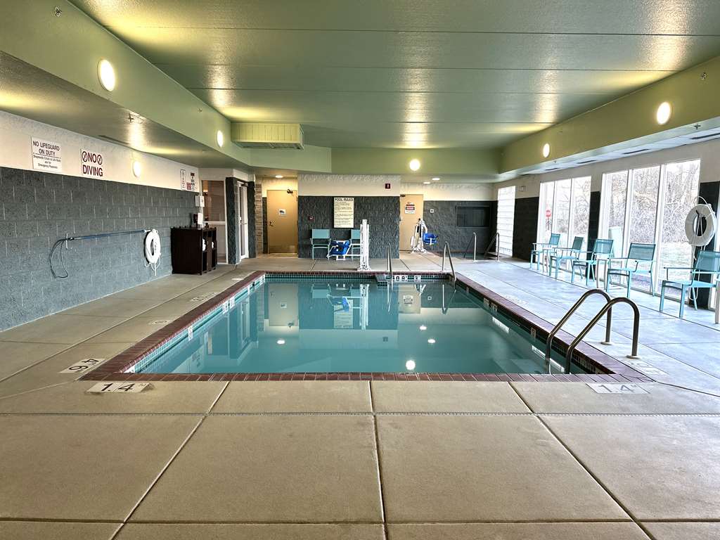 Best Western Watertown - photo 9