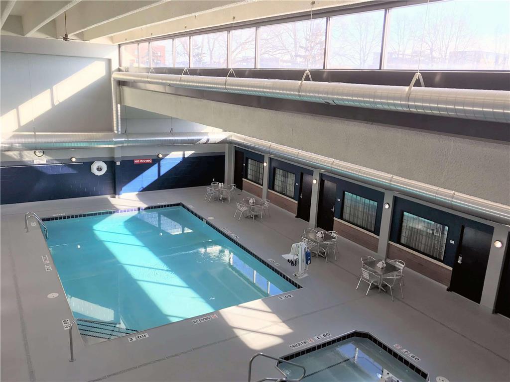 Radisson Hotel La Crosse - photo 17