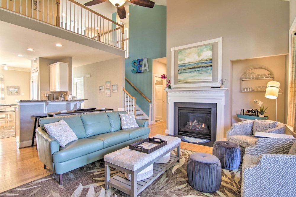 Resort Amenities & Screened Porch: Ocean View Home - photo 17