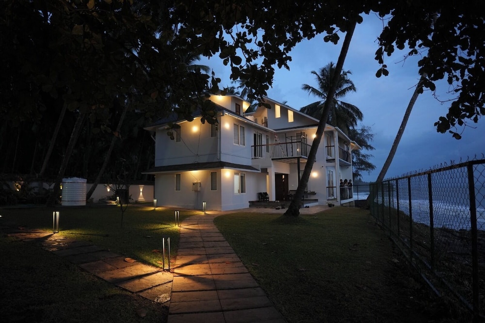 Tentgram Coastline - last minute hotel in Unknown City