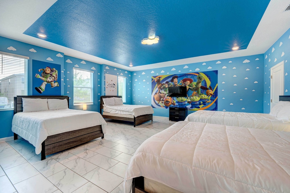 Resort Getaway w Home Theater: 7 Mi to Disney - photo 19