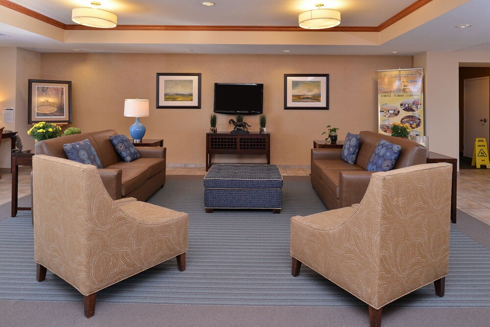 Candlewood Suites Williston by IHG - photo 35