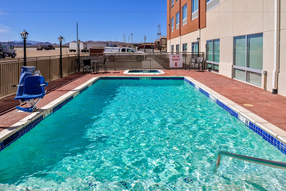 Holiday Inn Express & Suites Van Horn by IHG - photo 53