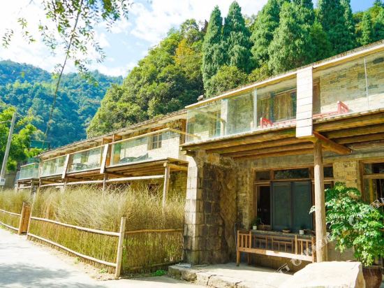 Fanpu Shanshe Hostel — 4-Star Luxury Hotel in Wenzhou, People's Republic of China