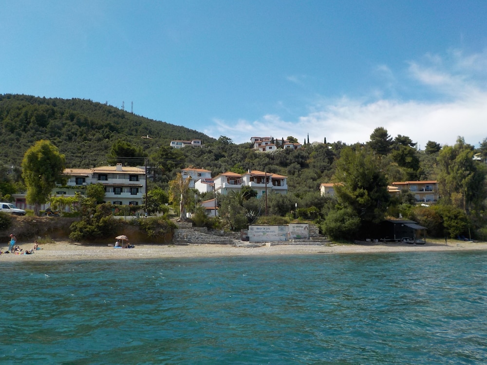 Azalea Studios in Skiathos, Greece