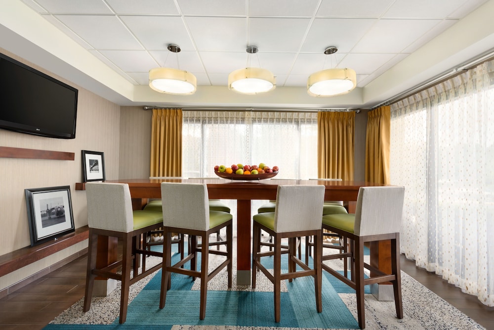 Hampton Inn Philadelphia Mt. Laurel - photo 22