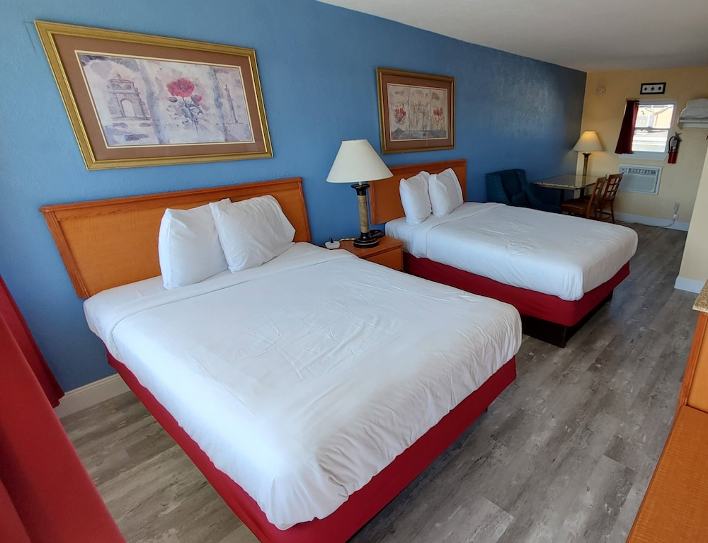 Sandbox Motel - photo 10