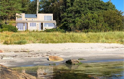 Awesome Home In Farsund With Wifi — 5-Star Luxury Hotel in Farsund, Norway