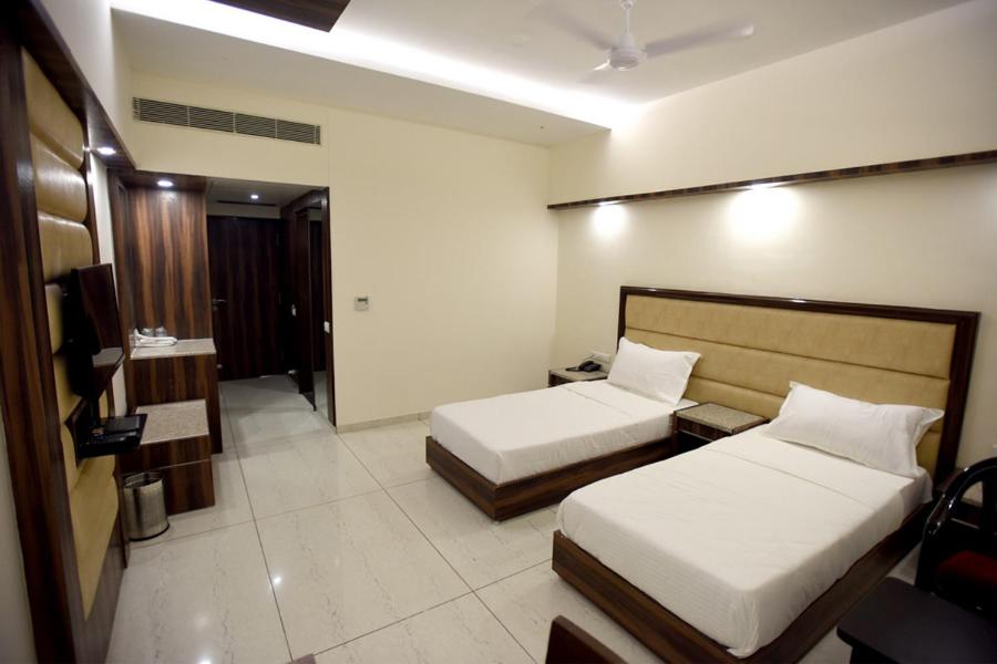 Hotel Sach Regency — Anand — photo 3