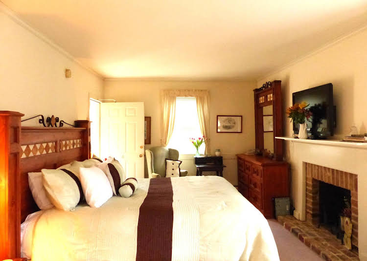 Maple Hall Inn - photo 14