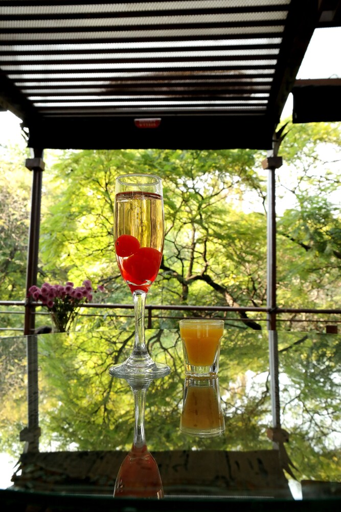 Hotel Bar