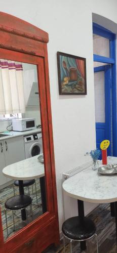 4 Chocolate Apartments In Old Tbilisi
