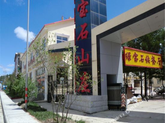 Lvbaoshi Hotel - last minute hotel in Weichang
