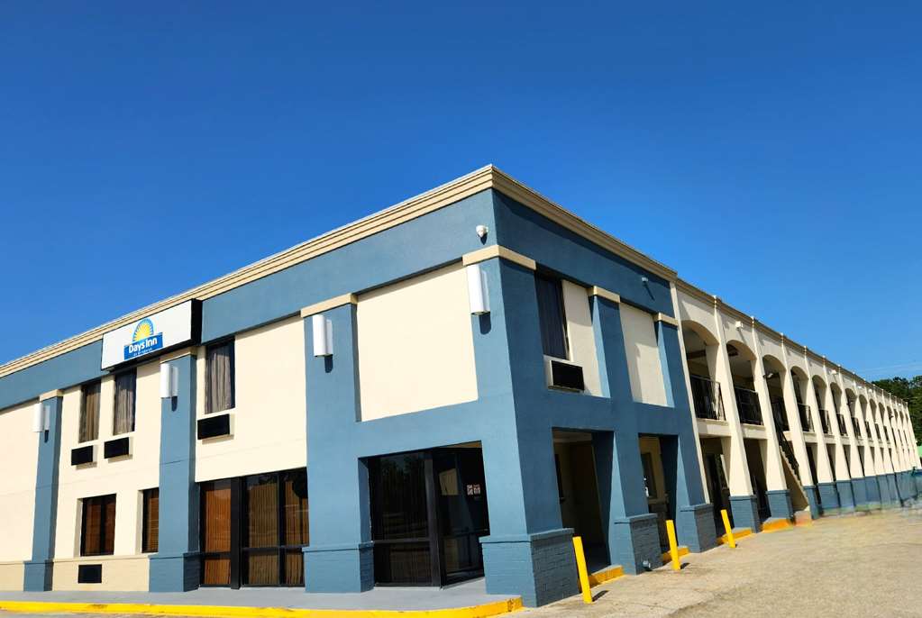 Days Inn by Wyndham Slidell - photo 3