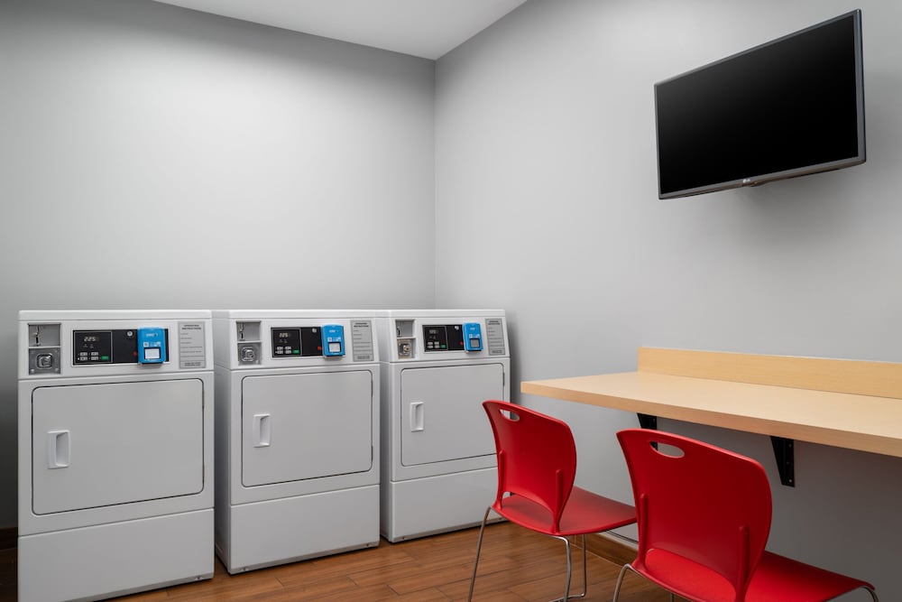 TownePlace Suites by Marriott Champaign Urbana Campustown - photo 25