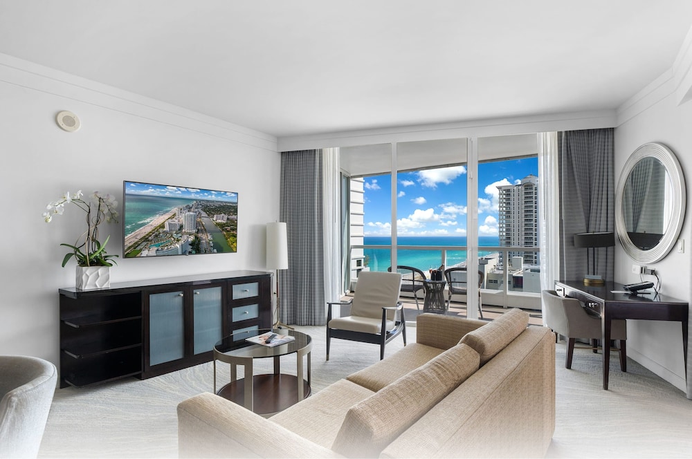 Fontainebleau Miami Beach Private Luxury Suites - photo 180