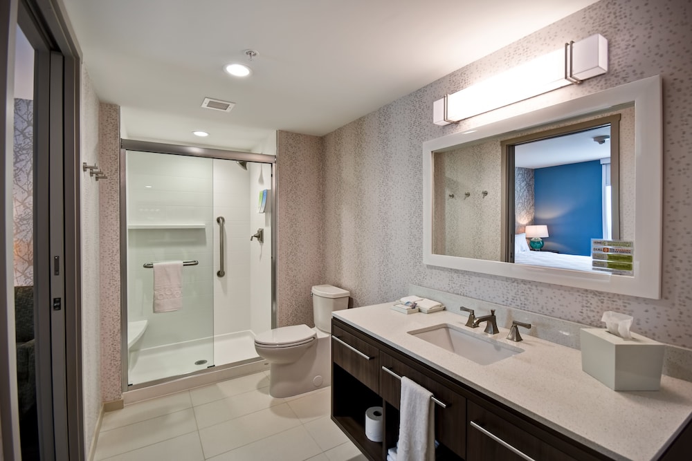 Home2 Suites by Hilton Walpole Foxboro - photo 19