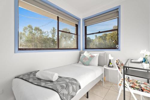 Modern Single Room Nearby Stations Eateries Shared Bathroom — Blacktown