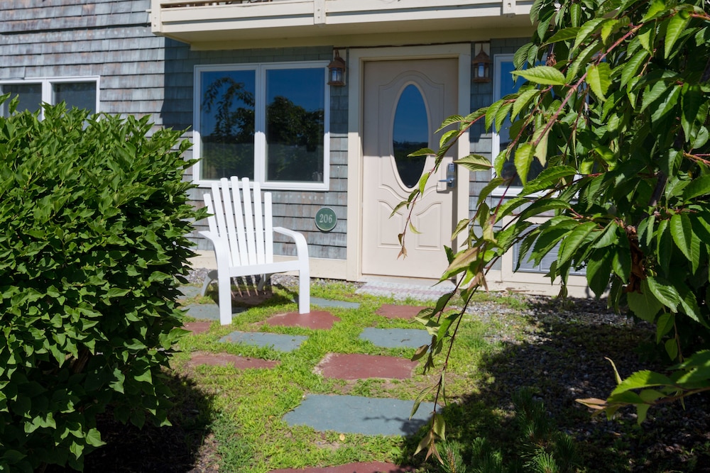 Sheepscot Harbour Village Resort - photo 246