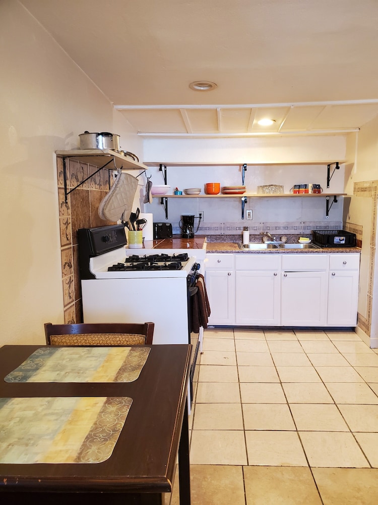 Pinecrest Inn & Suites - photo 18