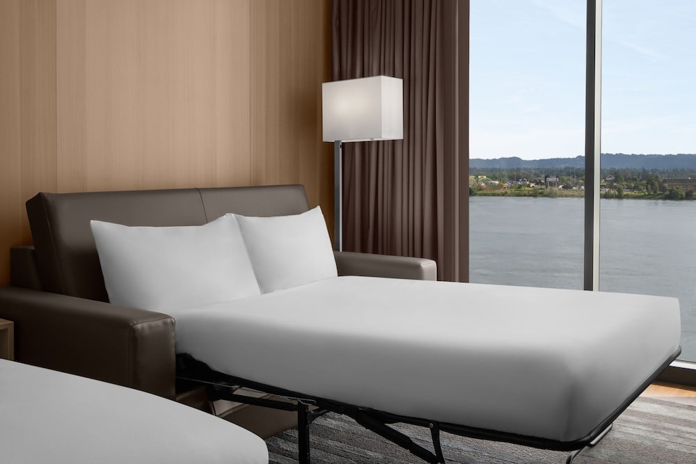 AC Hotel Vancouver Waterfront - photo 9